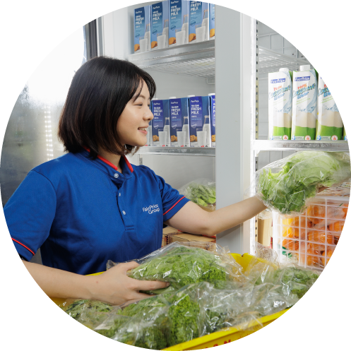 Volunteer in the Food Rescue